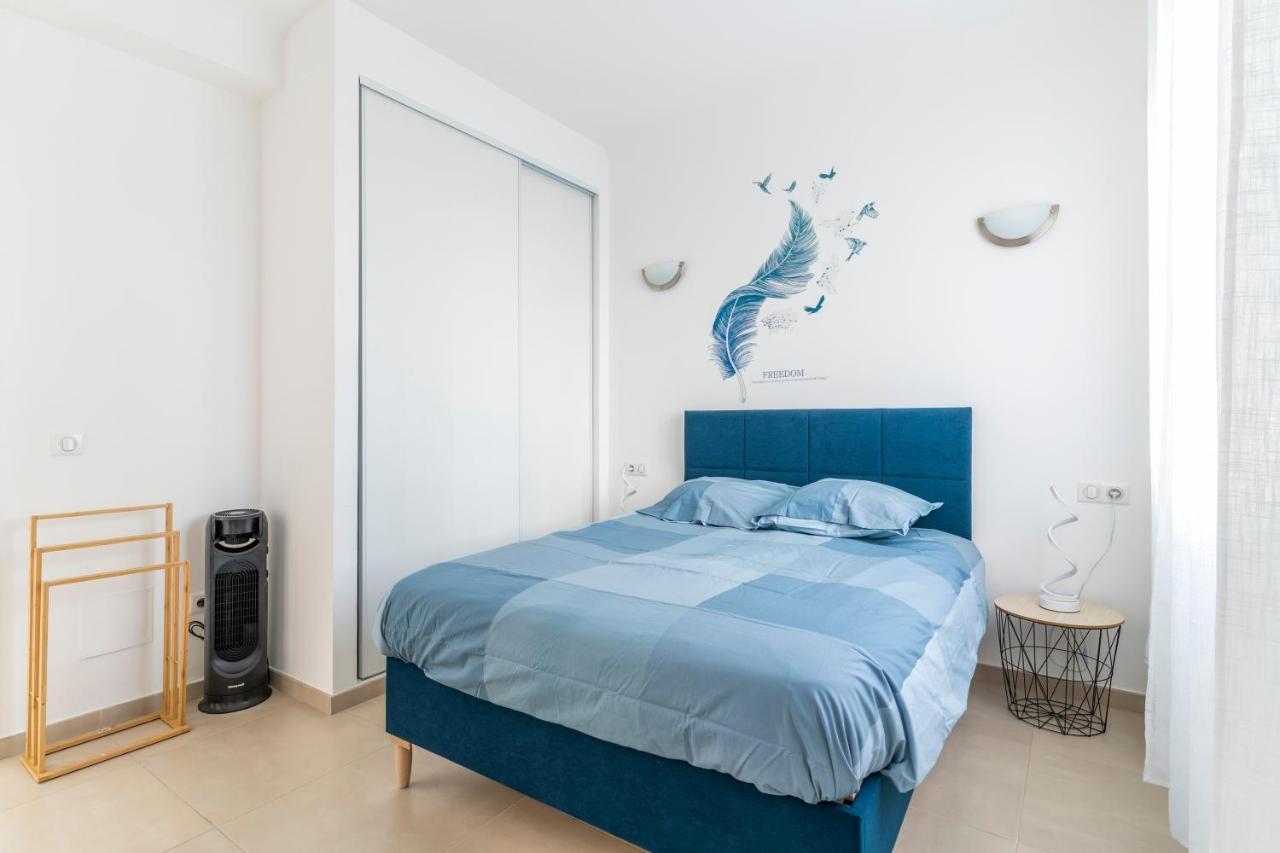 Le Grand Large - Appt Proche Plage อองทีบส์ ภายนอก รูปภาพ